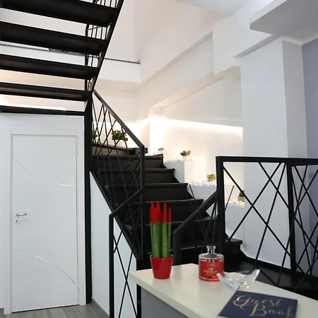 Sunlight Bed & Breakfast 4*