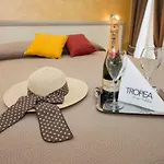 Sunlight Bed & Breakfast 4*